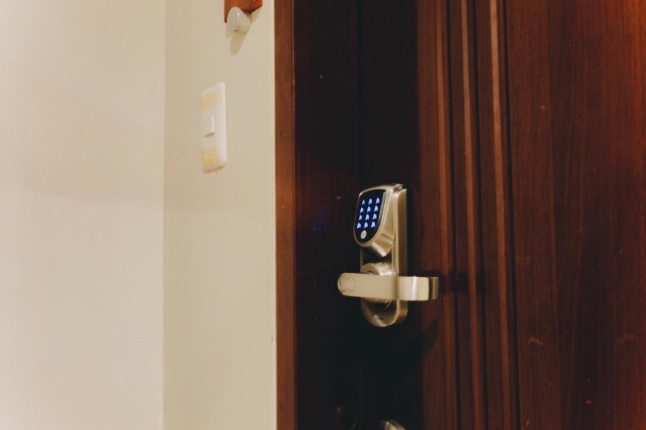 Ayala Mall 10Mins Walk Cebu City Apartment & Pool Экстерьер фото